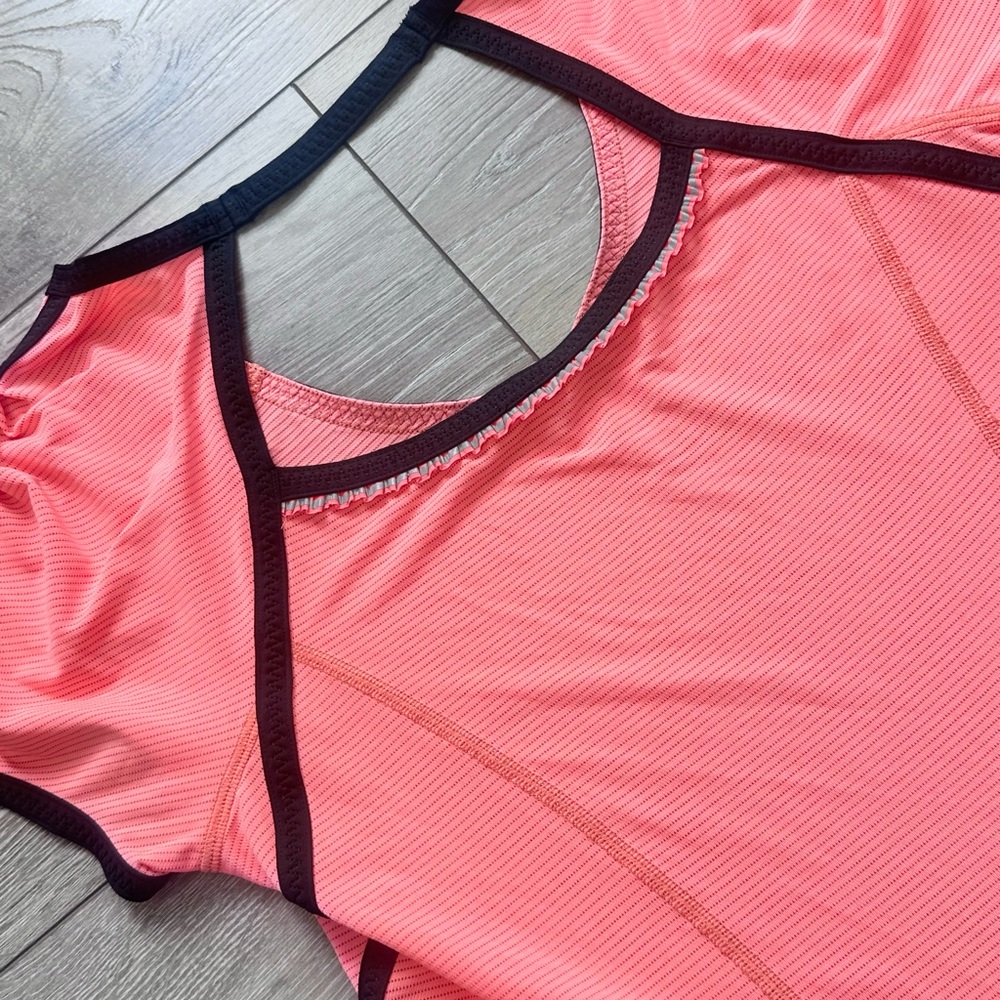 Lululemon Run Team Spirit Tech Short Sleeve - Picture 14 of 16